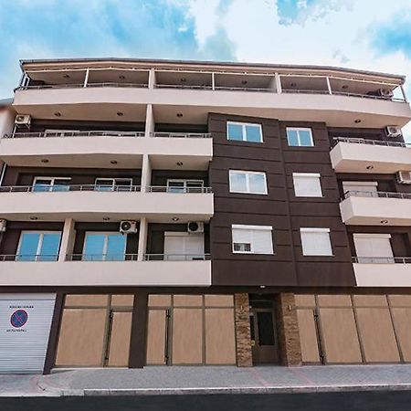 Cosmopolit Apartments オフリド エクステリア 写真